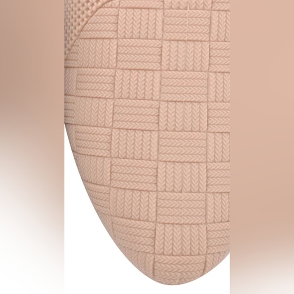 🌺Beige Jelly Bean Shoes🌺 - Picture 2 of 5